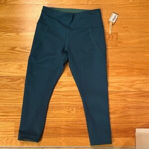 Title Nine teal Capris